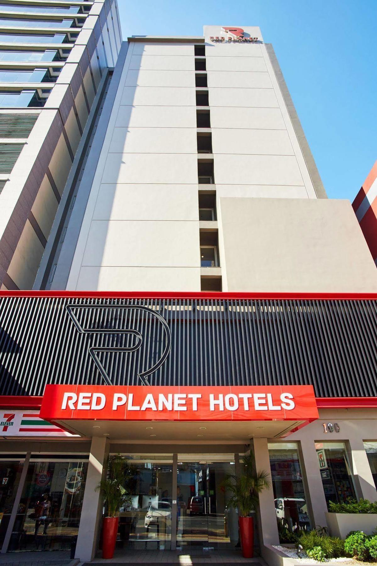 Red Planet Quezon City Timog Cidade Quezon Exterior foto